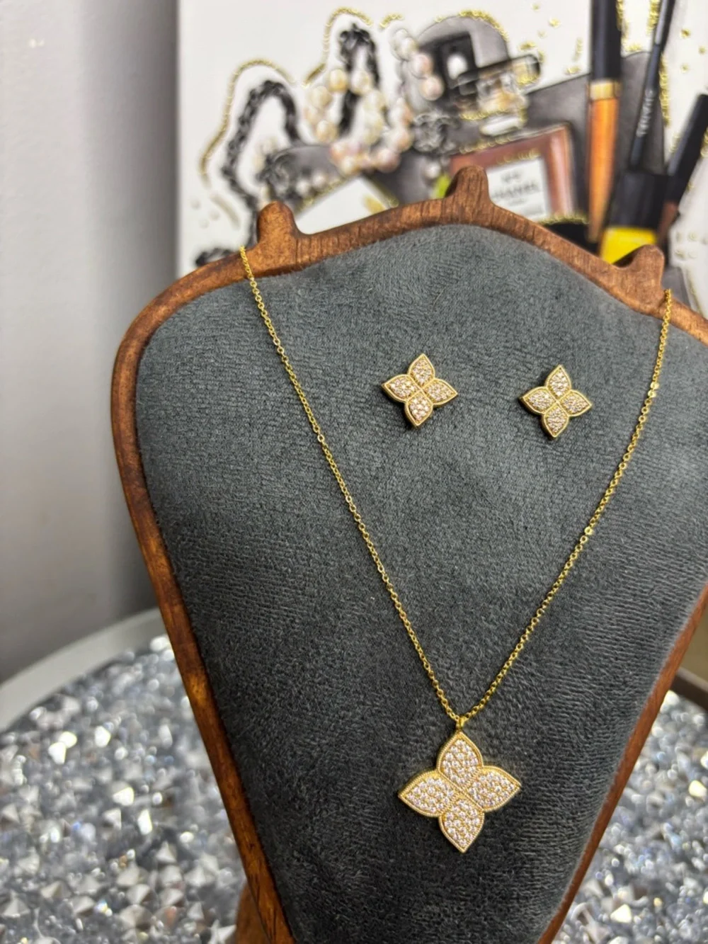 Gold Tone Pave Flower Pendant Necklace and Stud Earrings Set - Picture 4 of 7